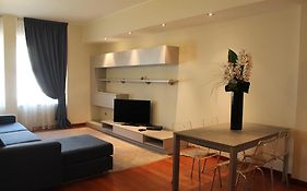 Vitruvio 43 Apartments